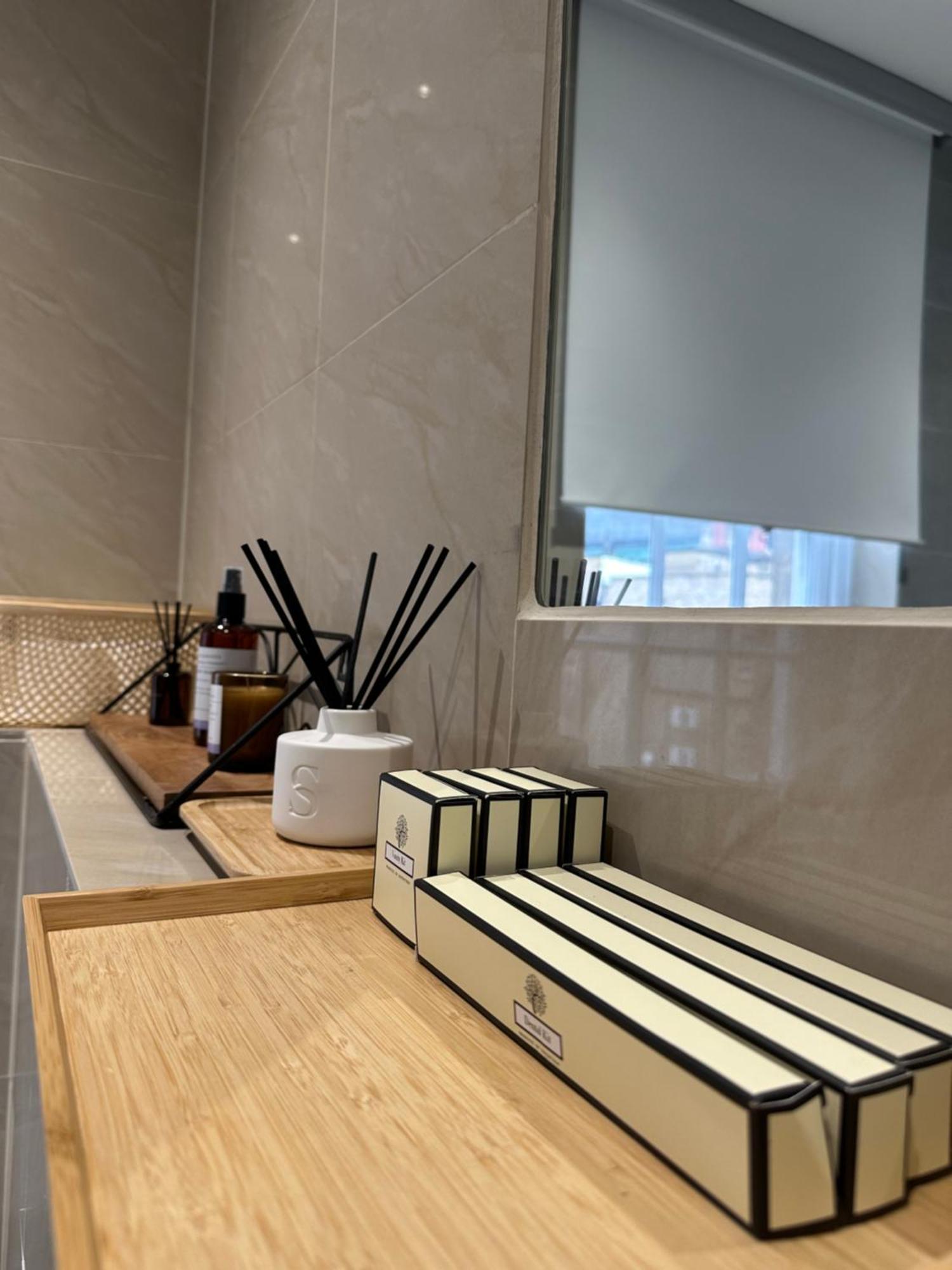 Brand New Flat In Central ลอนดอน ภายนอก รูปภาพ